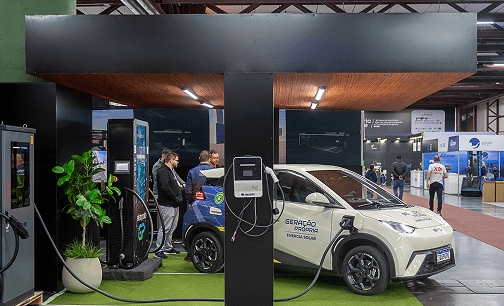 Posto de carro elétrico.